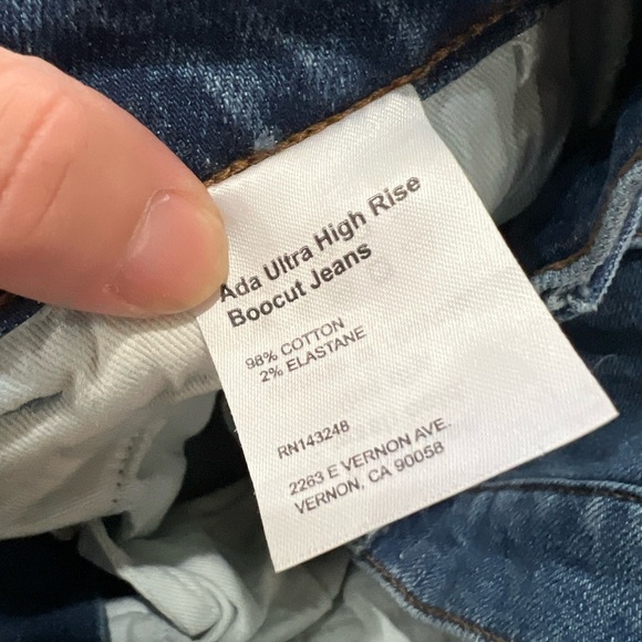 Reformation Ada Ultra High Rise Bootcut Jeans In Laguna Wash - Size 30 - Picture 7 of 11